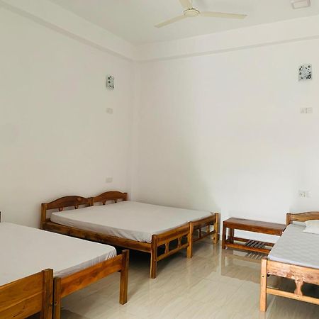 Zimbay Guest House アルガムベイ エクステリア 写真