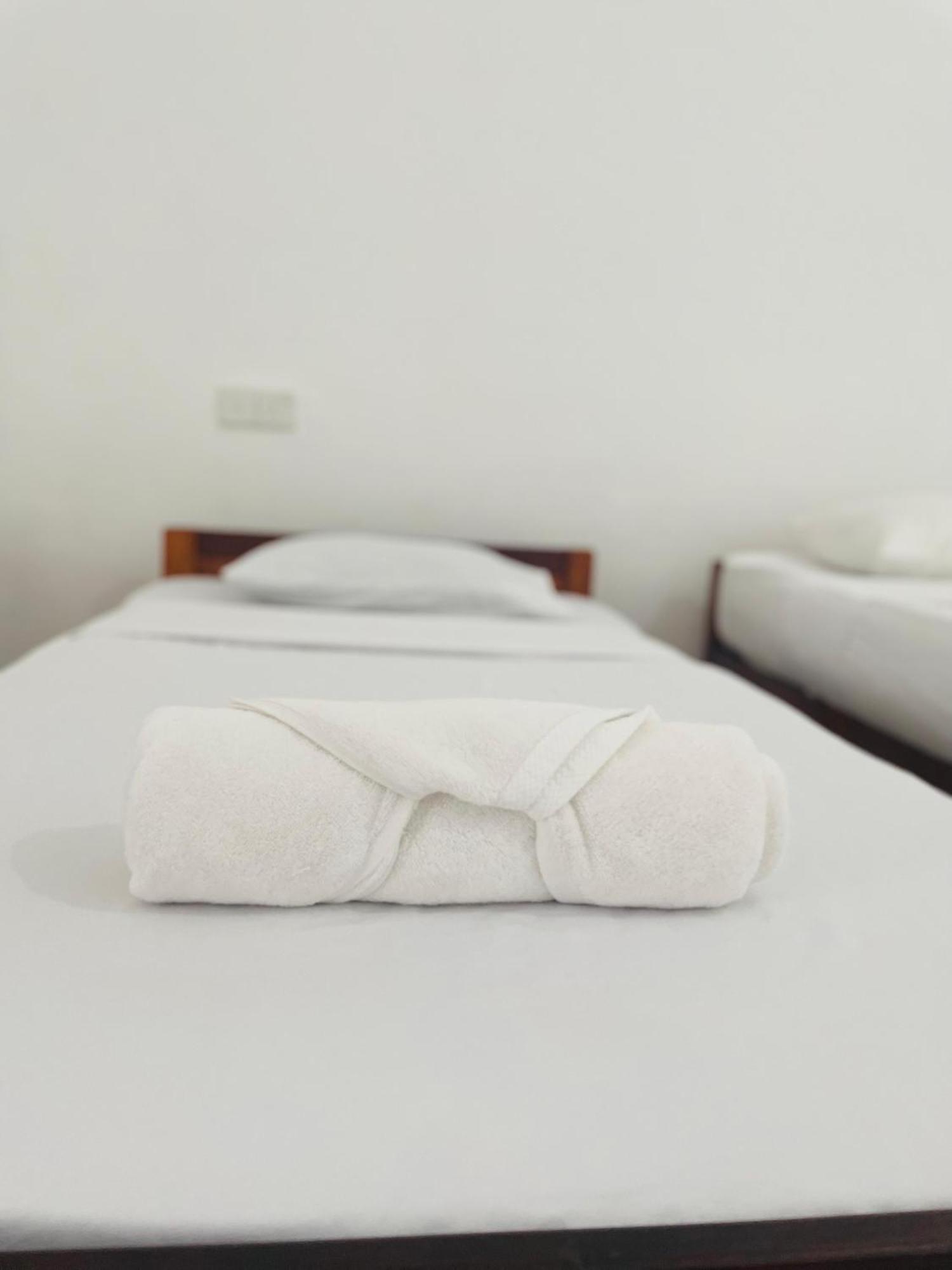 Zimbay Guest House アルガムベイ エクステリア 写真